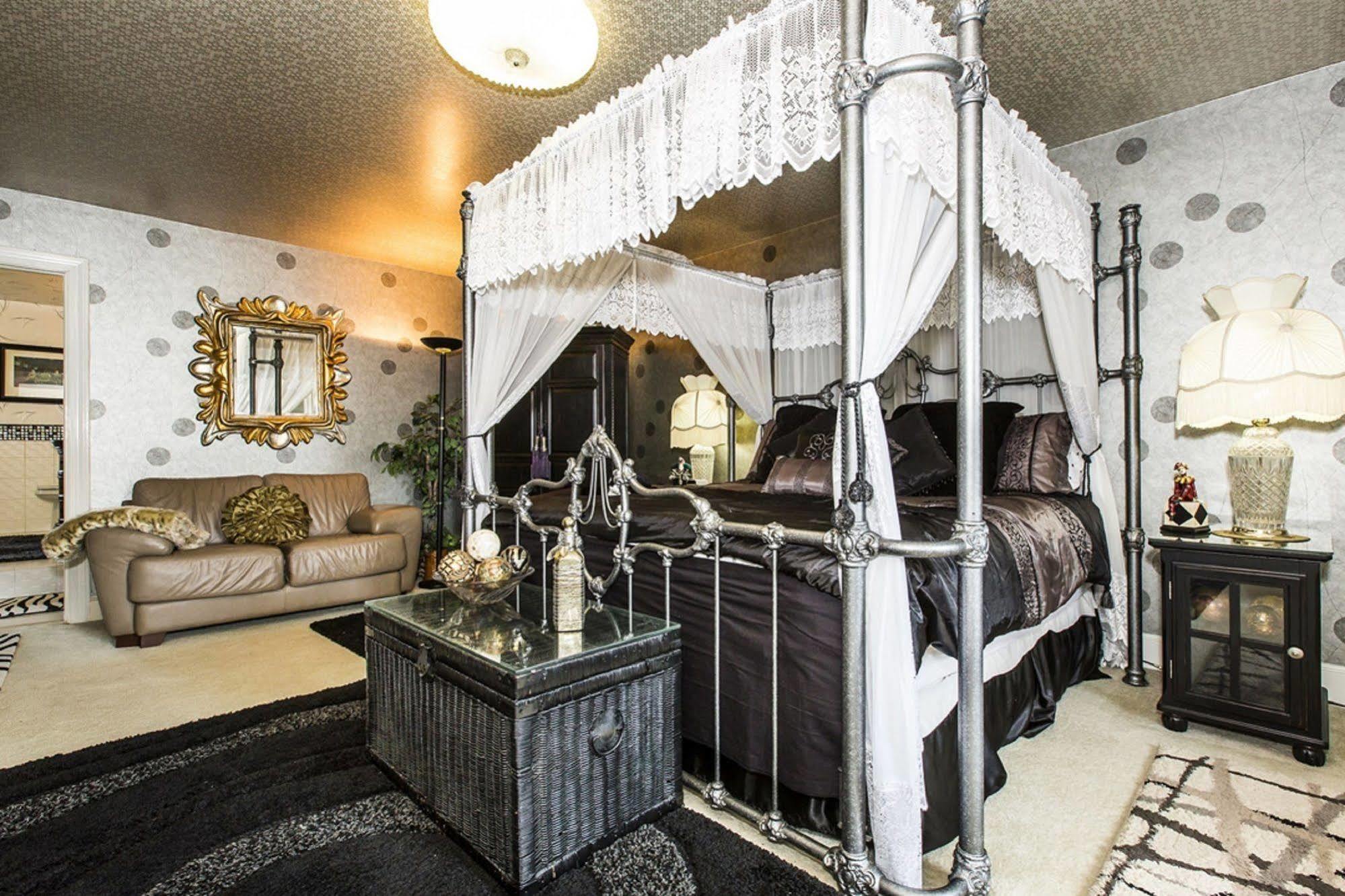 Matthews Manor Bed & Breakfast Buitenkant foto
